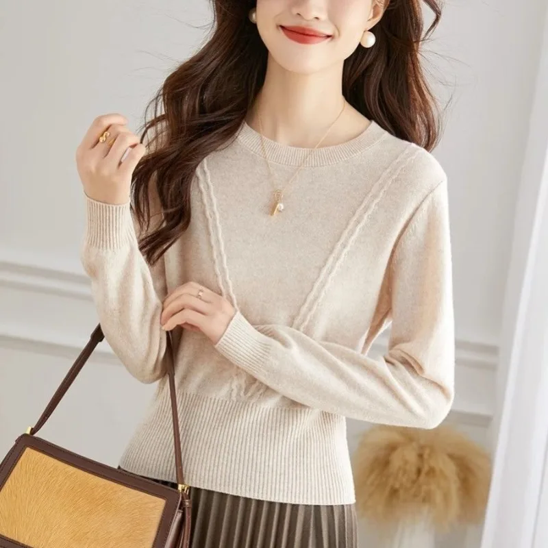 

Women's Autumn Winter New Fashionable Elegant Round Neck Pullover Long Sleeved Solid Color Simple Casual Versatile Foreign Tops