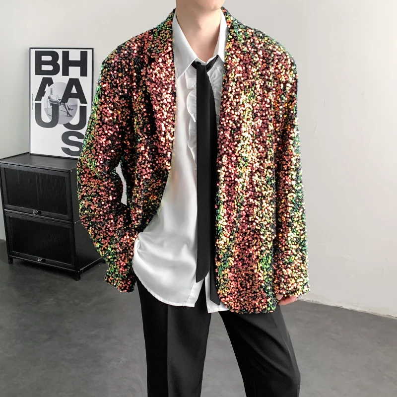 

Весенний 2026 Красочный вечерний сценический костюм для мужчин, нарядный костюм для выступлений, вечернее платье для певцов ночных клубов, блестящий пиджак