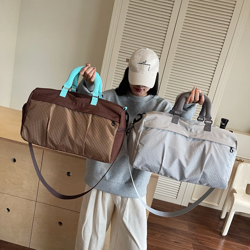 

Stylish Simple Backpack Bag for Men and Women with Luxury Designer Look and Best Superstar Show
