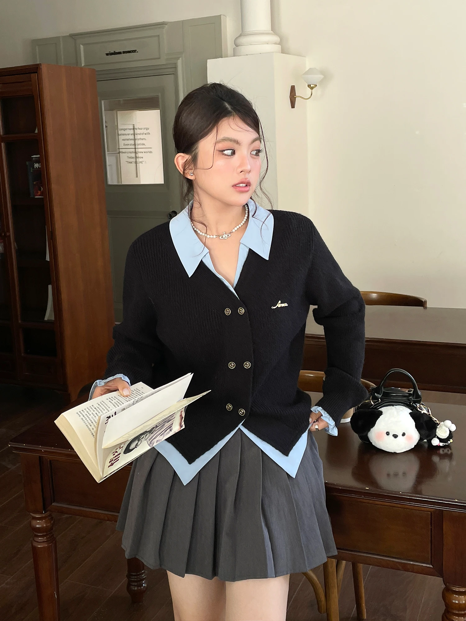 

Slimming Sweet And Spicy Knitted Top Beautiful College Sle plus Size Fake Two-Piece Unique Autumn Winter Sweater for Women