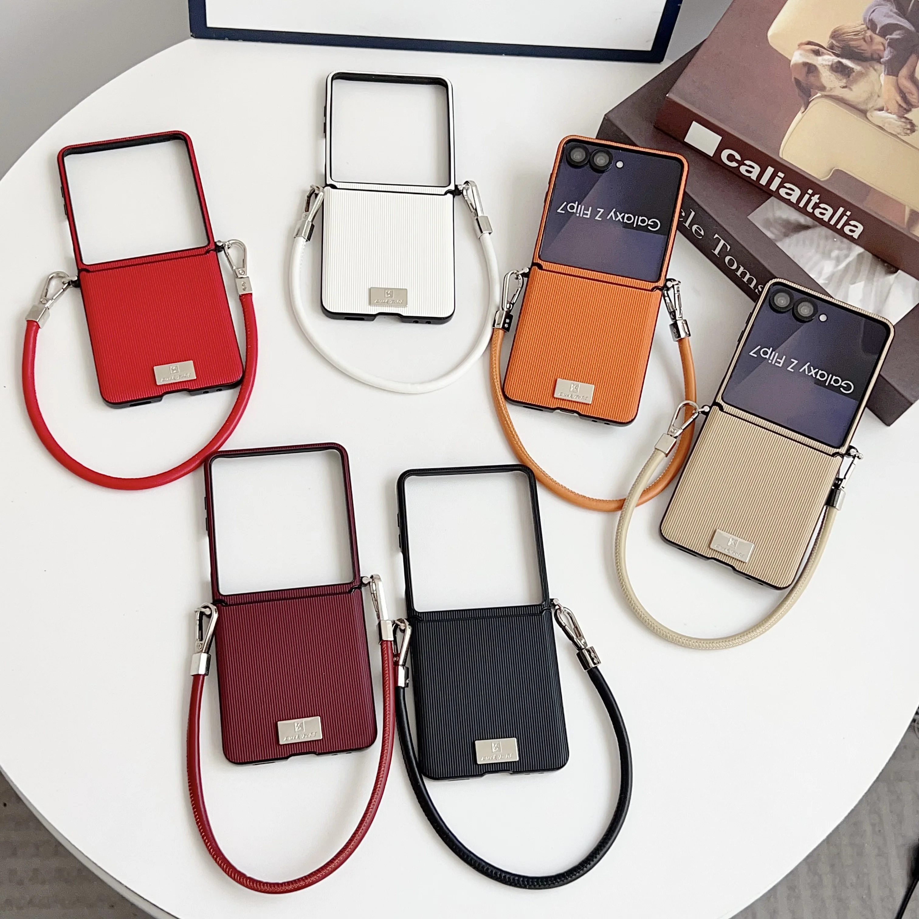 

Sheepskin DIY Nameplate with Side Buckle Phone Case For Samsung Z Flip 7 flip7 Galaxy Z Flip 6 5 4 3 Protect With Lanyard Cover