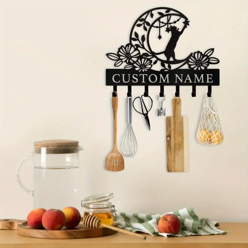 Stylish Wall-mounted Key Holder, Personalized with Cute Cats. Its Custom Metal Hooks Make It Ideal for Kitchens of Cat Lovers.