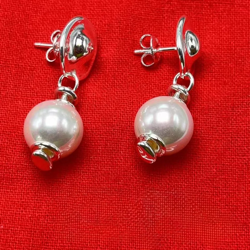 2023  Hot Selling High Quality Simple Pearl Women's Earrings Romantic Jewelry Gift Bag in Europe and America
