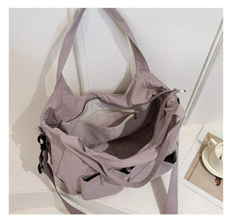 

Lightweight Fashionable Versatile Nylon Crossbody Bags for Outdoor Commuting Large Capacity Shoulder Bag with Multiple Pockets