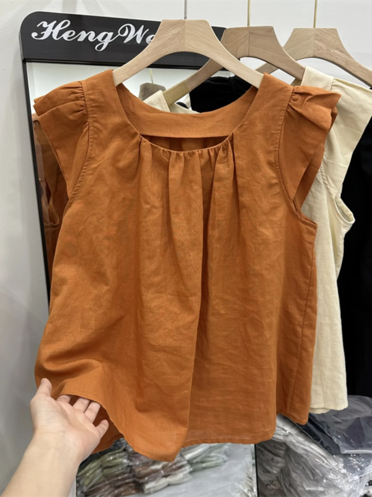 슬리밍 코튼 린넨 짧은 셔츠 여성 봄 여름 새 스타일 플라잉 슬리브 Babydoll 탑 우아한 레이스 밑단 통근 스타일