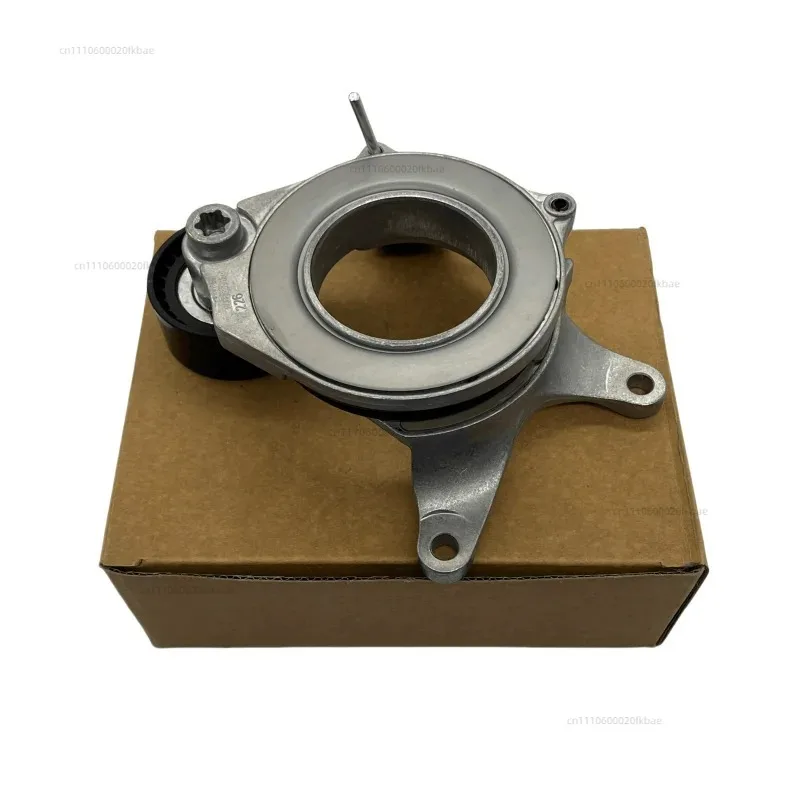 Suitable for Mercedes-Benz M282 A200 B200 CLA180 GLB generator belt tensioner idler tensioner