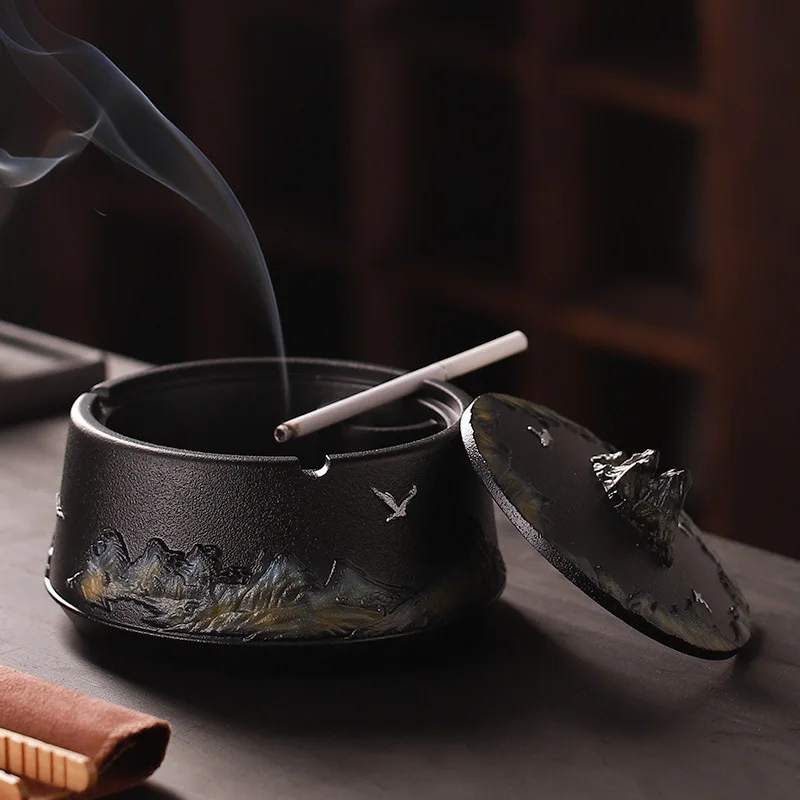 

Праздничный подарок, рельефная горная пепельница в китайском стиле, роскошная высококачественная атмосферная высококлассная автомобильная пепельница для дома и офиса с крышкой, ветрозащитная пепельница