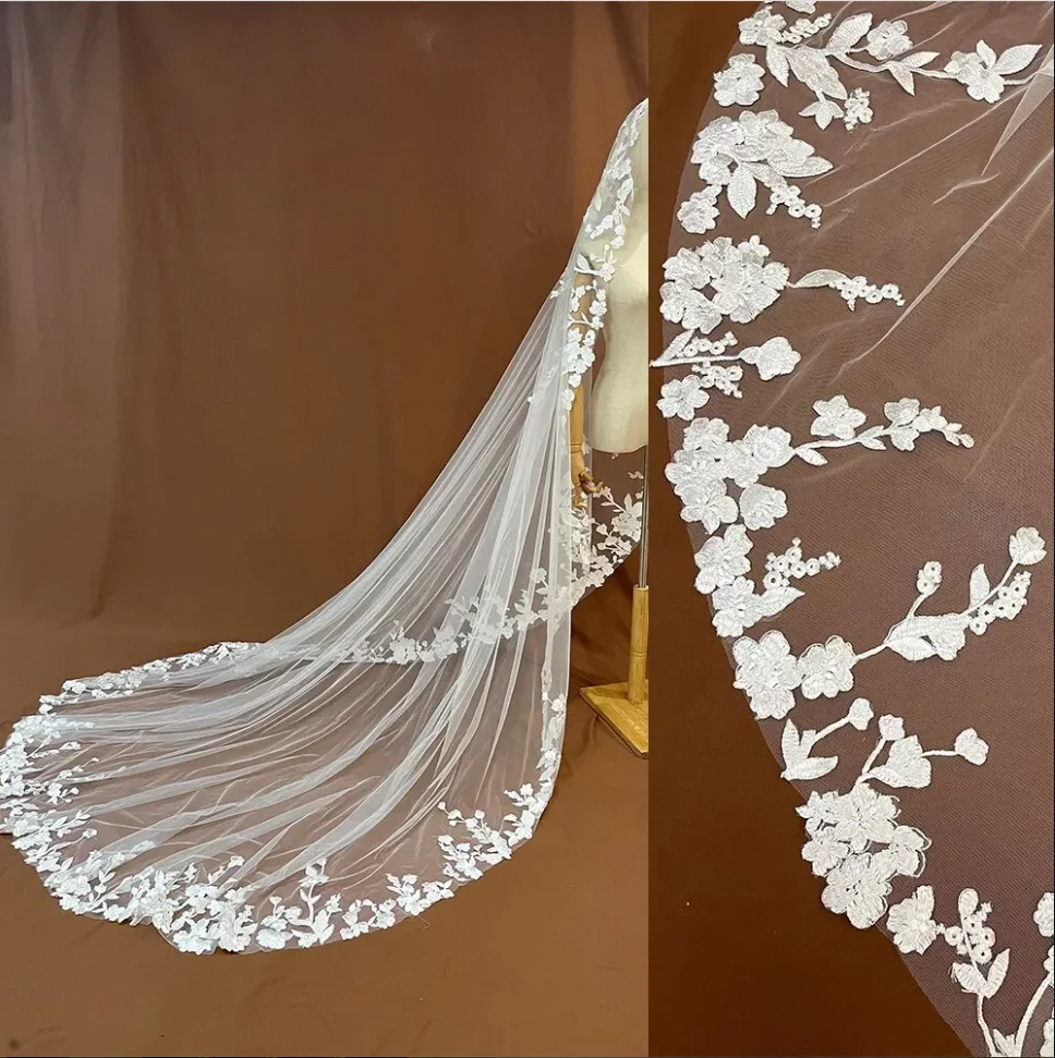 Long Wedding Veil Appliques Lace Edge Bridal Veils Accessories 300CM Customized image 4