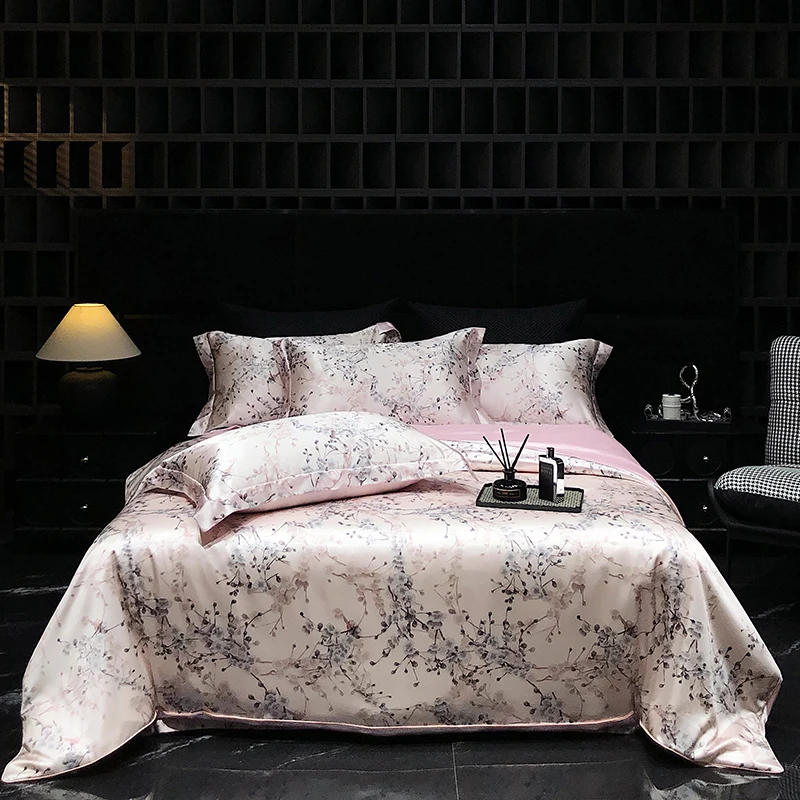 Luxury High-end Silk Bedding Set Silky Satin Quilt Cover Set Printed Queen King Duvet Cover Soft  Gift for Your Lover Friends