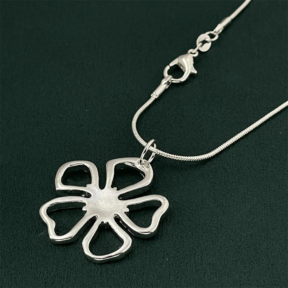 Andara 46CM silver color fashion five-leaf flower pendant necklace snake bone chain jewelry men and women jewelry party gift