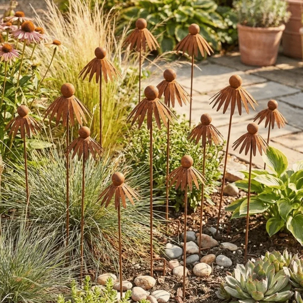 Rostiger Eisen-Metall-Gänseblümchen-Pflanzstab, lange, wetterbeständige, gebogene Blütenblatt-Pflanzstangen, handgefertigter Retro-Stil, Blumen-Pflanzstab für den Außenbereich – Detail 9