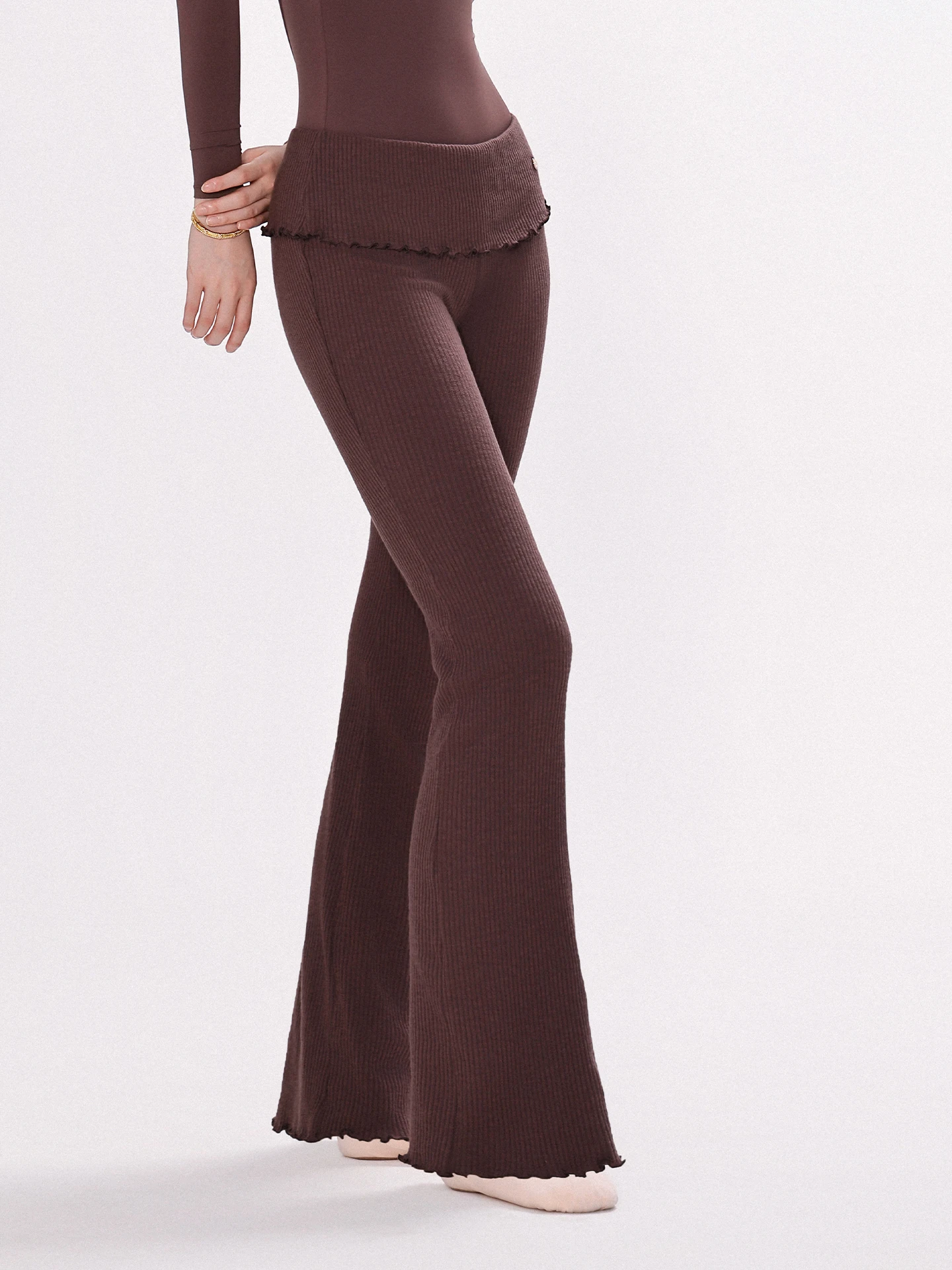 Traje de dança de balé adulto feminino personalizado prática de dança calças inferiores de sino treinamento de competição profissional calças de malha quente