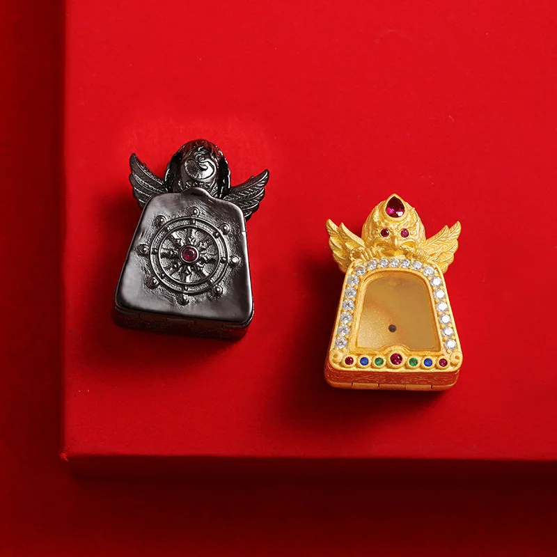 Guochao Hawk Redpoll المتخصصة لتمثال بوذا النحاس الفضة مطلي قلادة ذهبية سوداء المتخصصة التبتية لتمثال B