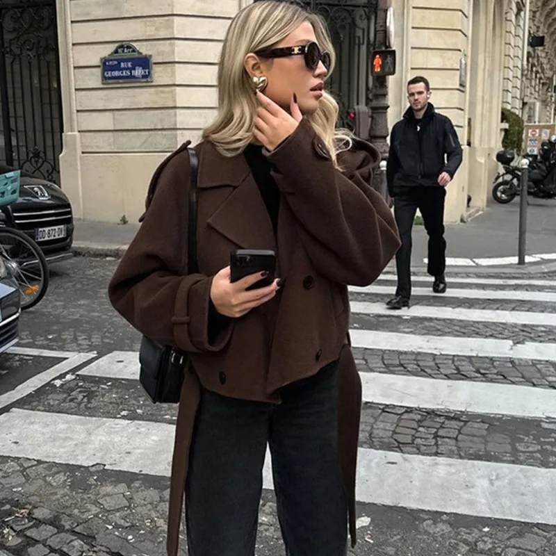 Frühling Damen Retro Revers Kurze Jacke Brauner Doppelreihiger Wollmantel Büro Locker Einfarbig Herbst Winter Mantel Damen-Outfit