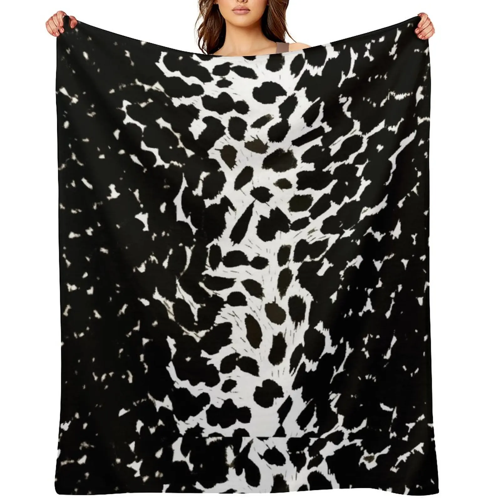 

Animal Print Cheetah Black and White Throw Blanket Sofa Throw Tourist Camping Travel Blankets