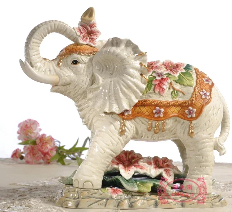 Ceramic Elephant Ornaments Recruit Wealth Chinese China-Chic Feng Shui Elephant Crafts Living Room TV Cabinet New House Gift