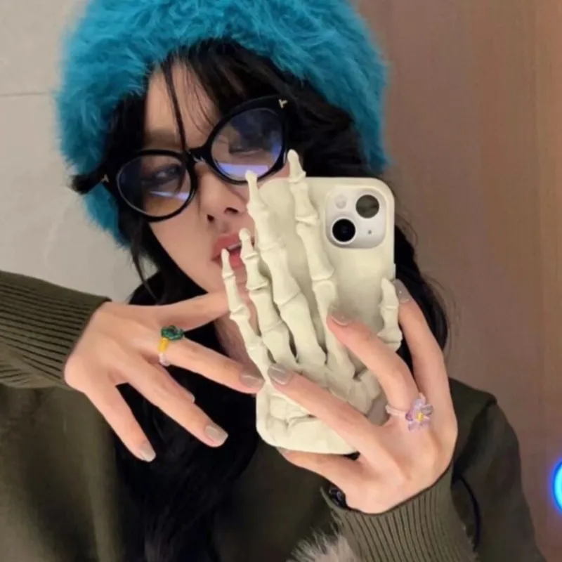 

3D Silicone Phone Case for IPhone 17 ProMax 16 15 14 13 11 12 Pro Max Shockproof Funny Skeleton Hand Halloween Soft Back Cover