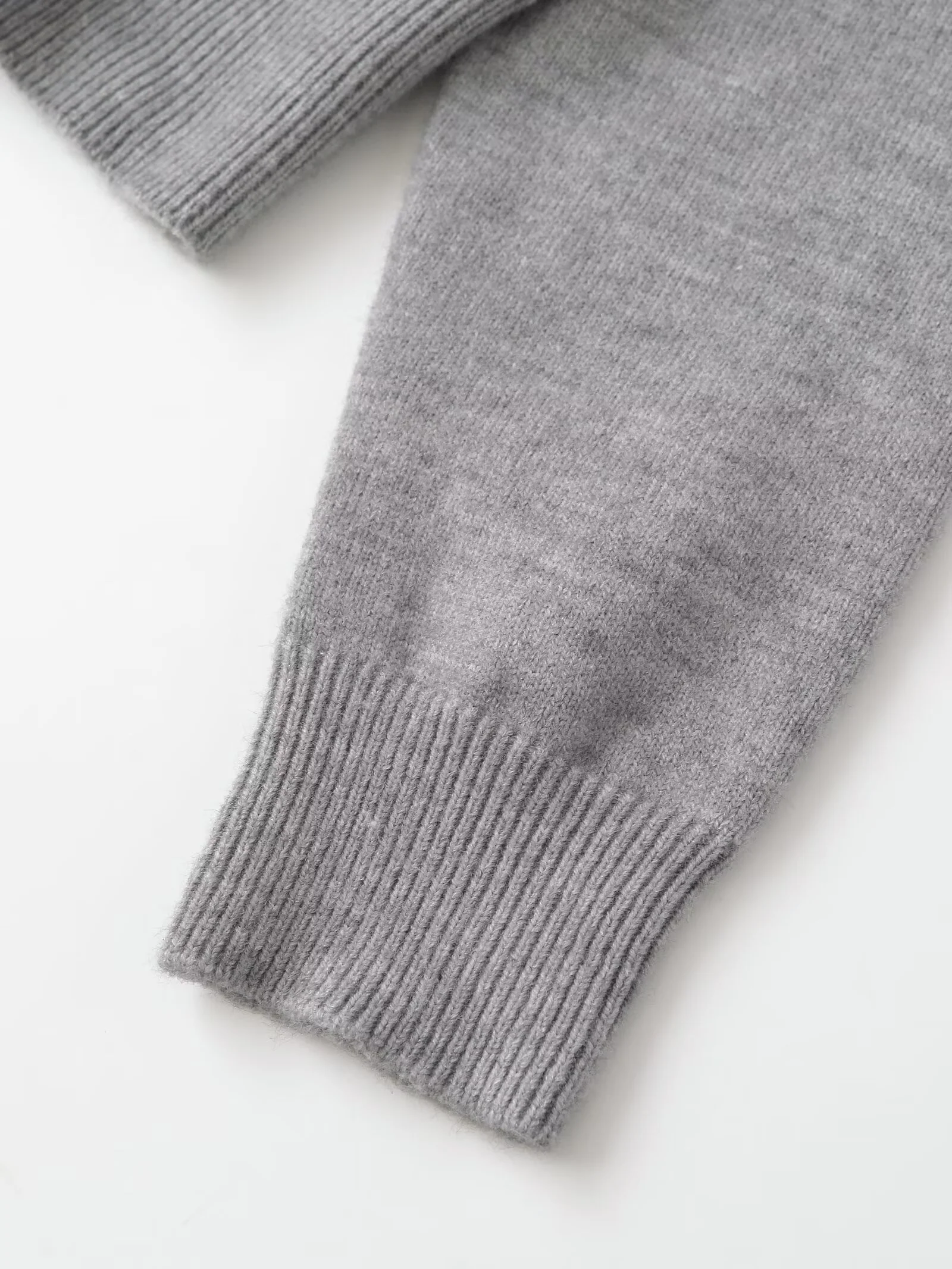 2025 خريف منتج جديد المرأة موضة عادية بسيطة حلوة فضفاضة ربطة القوس فيونكة مقنعين كم طويل سترة مشغولة من الصوف معطف