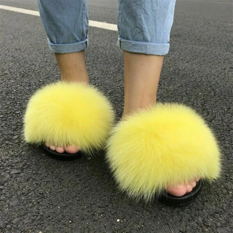 New Arrival Girl Luxury Fluffy Fur Slippers Ladies Indoor Warm Furry Fur Flip Flops Women Amazing Plush Fur Slides Wholesale Hot image 2