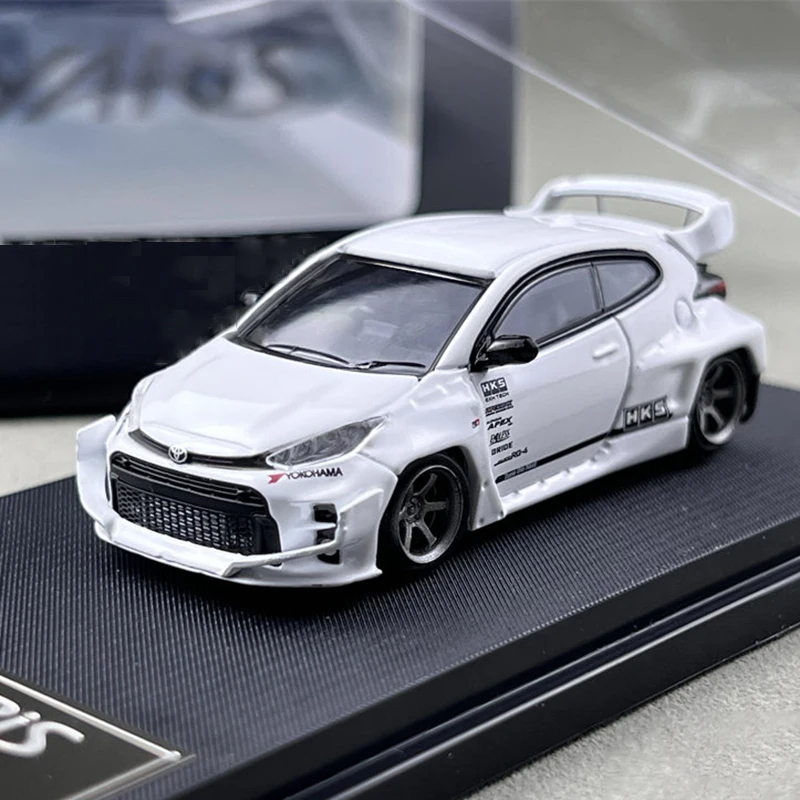 

Модель гоночного автомобиля Fuji 1/64 GR Yaris из сплава, коллекционная миниатюрная модель для детей