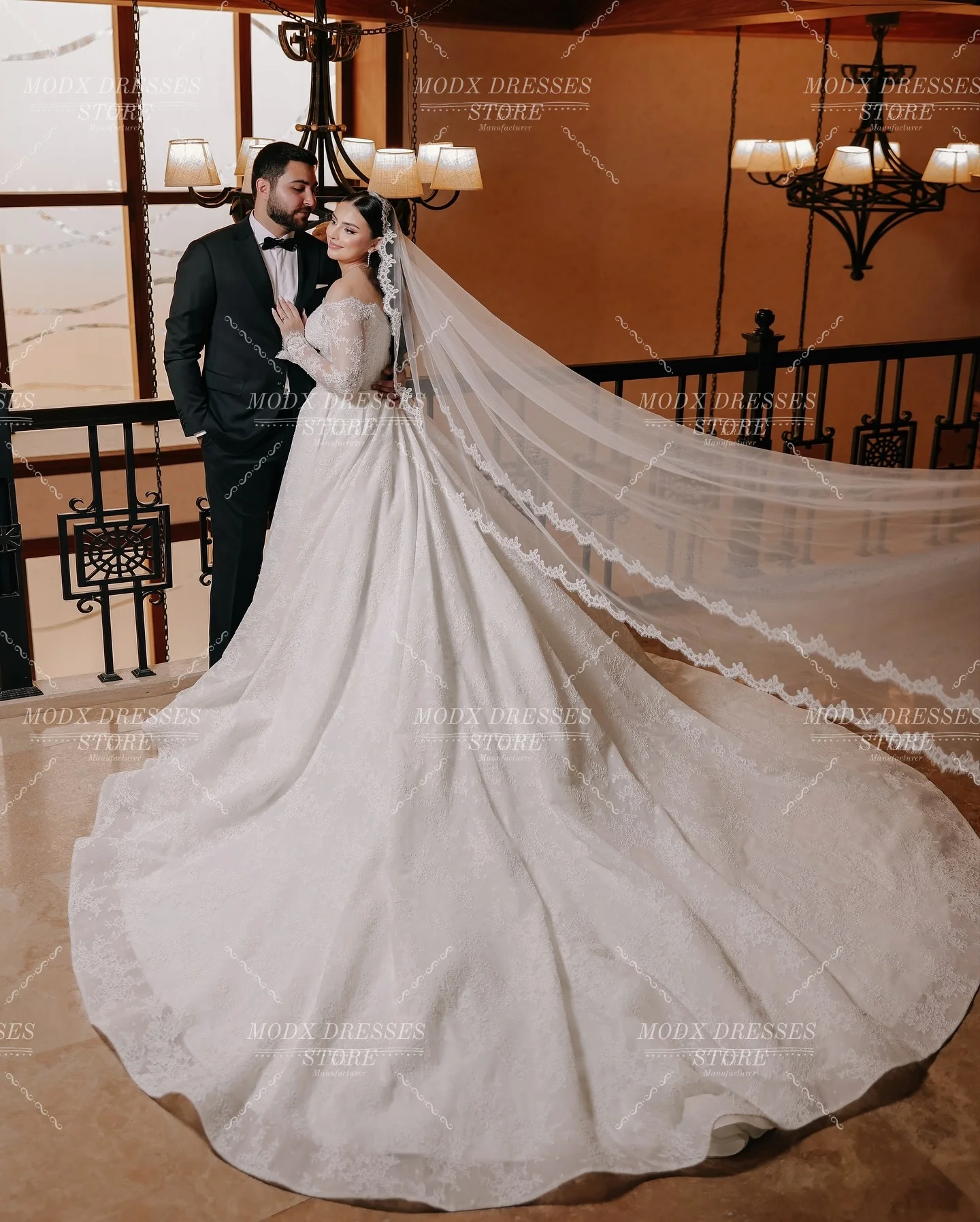 MODX Abito da sposa senza spalline in pizzo di lusso Abito da sposa maniche lunghe Lunghezza pavimento Abiti personalizzati Novias Boda Donna