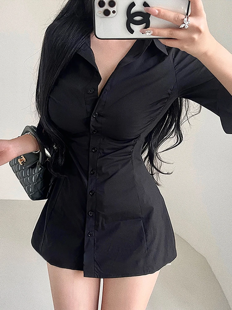 Camisa de mujer mini vestido acampanado de un solo pecho ajustado adelgazante y plisado cintura ceñida media manga vestido camisero de oficina sexy wom