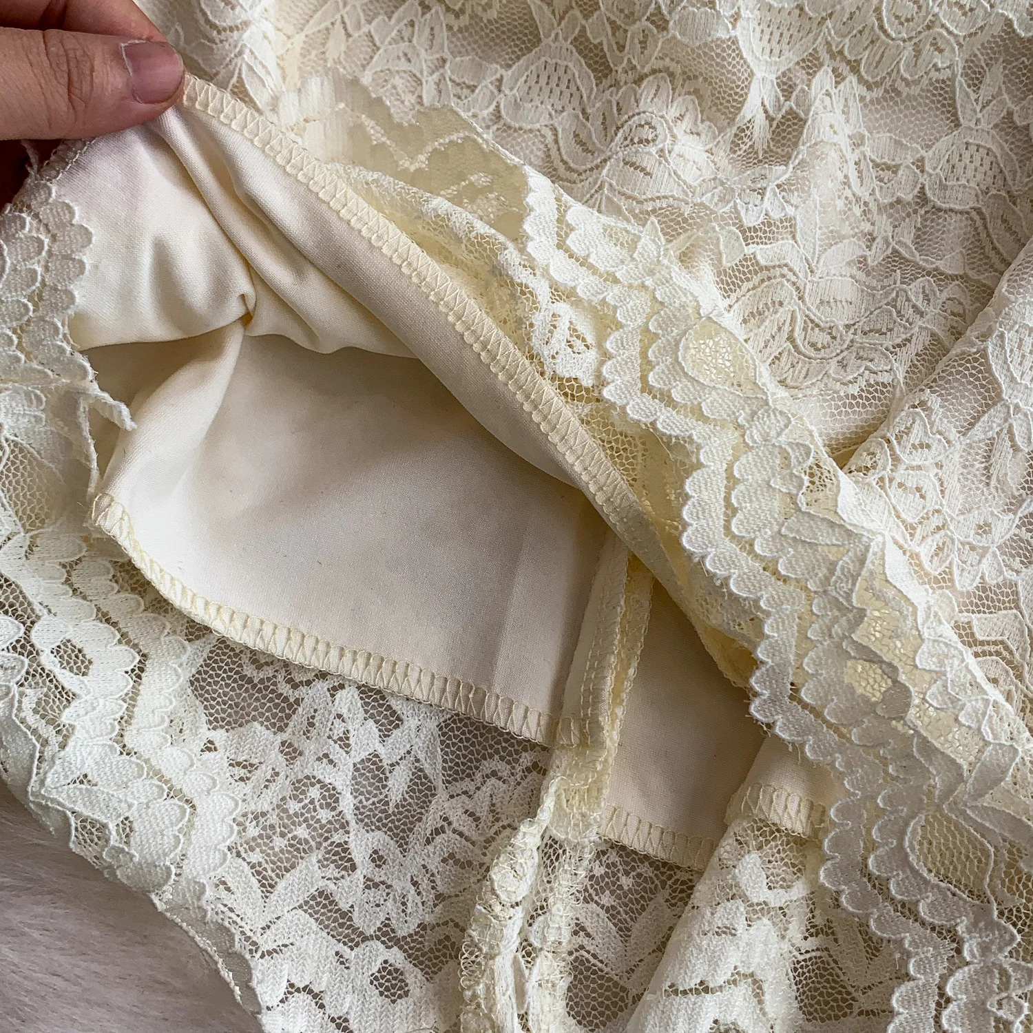 فستان أنيق عتيق بأكمام طويلة ورقبة على شكل حرف v من الدانتيل فستان صيفي بوهو على الموضة الكورية الجنية ملابس نسائية