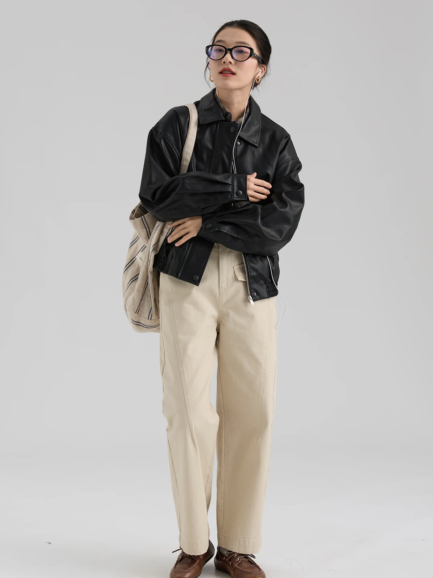 Jaqueta Feminina de Couro Solta Estilo Coreano com Gola Virada, Nova Coleção Primavera Outono, Casaco Feminino da Moda