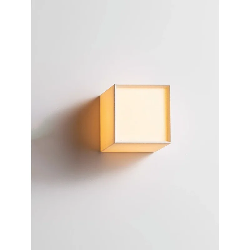 

Japanese-style medieval bedroom aisle light tea room B & B living room background wall square fabric staircase decoration