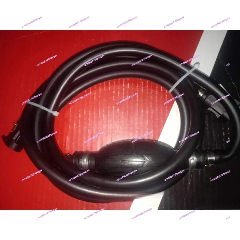 Marine outboard engine tubing joint hand pump
