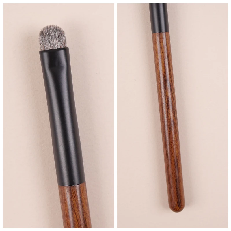 Yizhibi professional hand-made makeup brush face brush eye shadow brush red squirrel mixed with high quality goat hair.