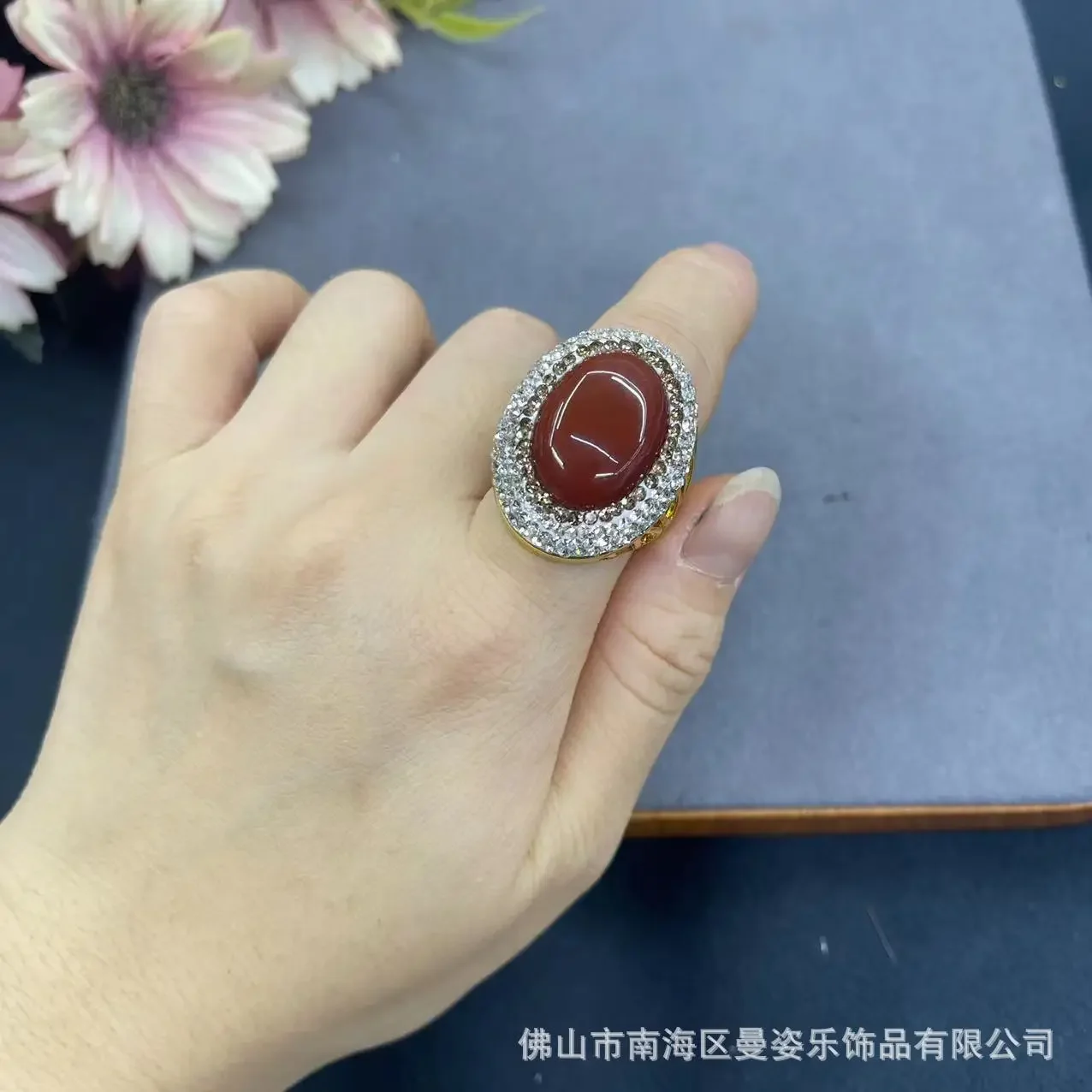 Natural high-quality A goods agate live ring natural stone French high-end vintage niche jewelry wholesale