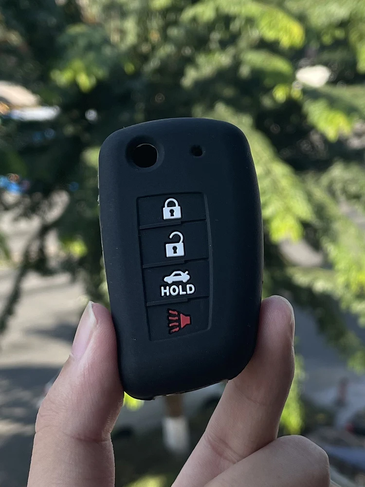Xinyuexin Silicone Car Key Cover FOB Case for Nissan NV200 Sentra Versa 4 Buttons Flip Remote Key Holder Protector Car Accessory
