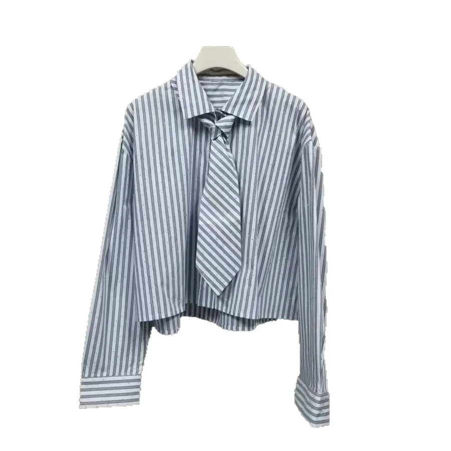 【ギフト無料】2025 初秋新作 プレッピー 若々しい ラインストーン 縦縞 ネクタイ 長袖 クロップドシャツ レディース