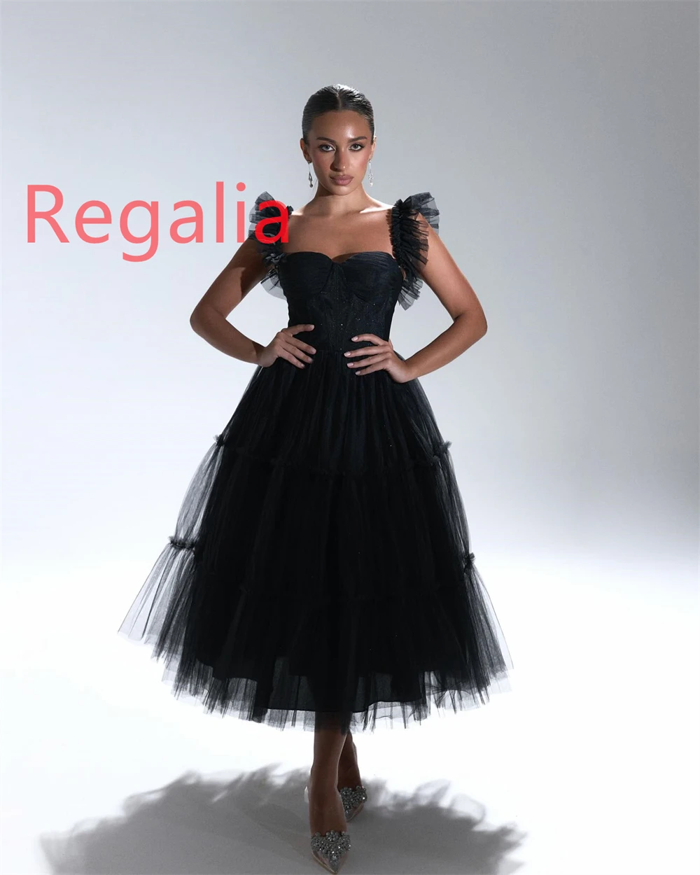 فستان سهرة أنيق من التول الأسود مخصص كلاسيكي بدون حمالات بدون أكمام فساتين العودة للوطن مزاجه فساتين المناسبات الخاصة #4