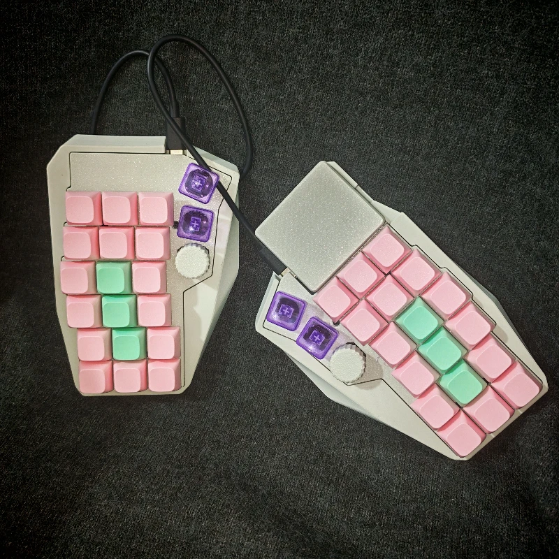 

Лидер продаж CorneV4.1 разделенная клавиатура на заказ OriginalDesign с возможностью горячей замены RGB эргономика VIA Procyon сенсорный коврик ручка для мыши DIY геймеры MX