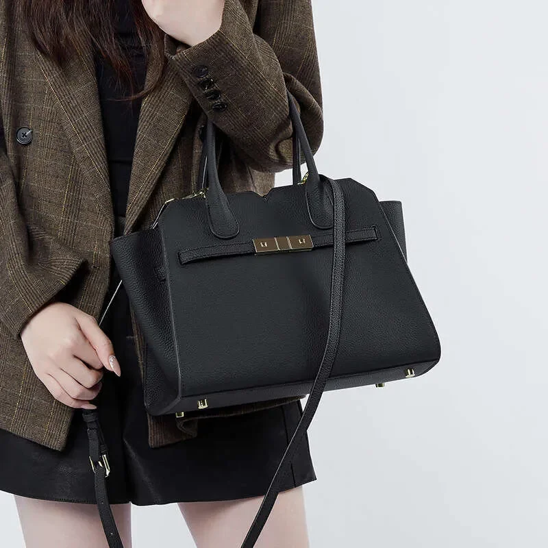 

Элегантная сумка из натуральной кожи для женщин, новая модная модель, вместительная сумка для мамы, сумка для поездок на работу.