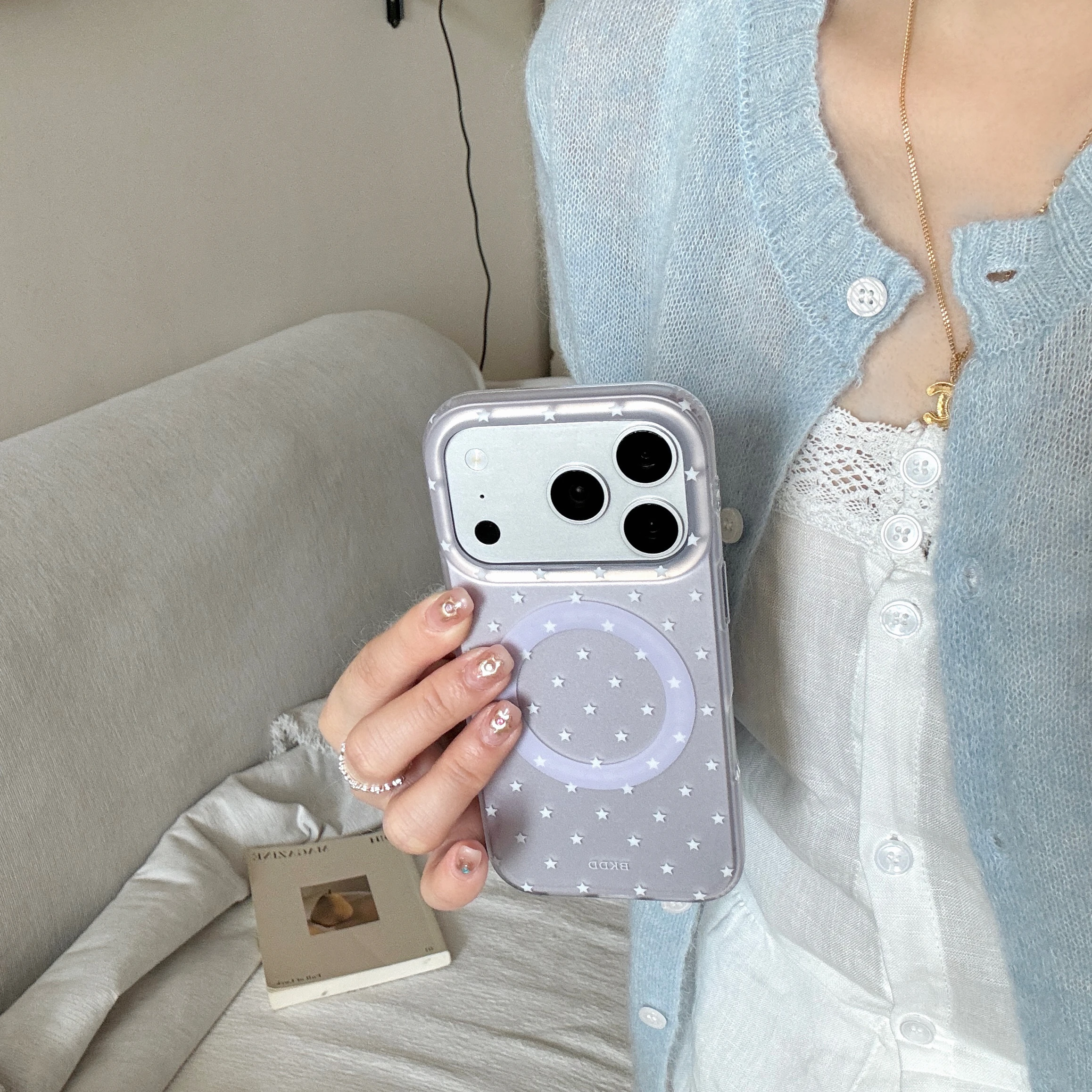 

INS Style Star Pattern Magnetic Phone Case For iPhone 17 Pro Max 16 15, Skin Feel Shockproof Full Protective Cover
