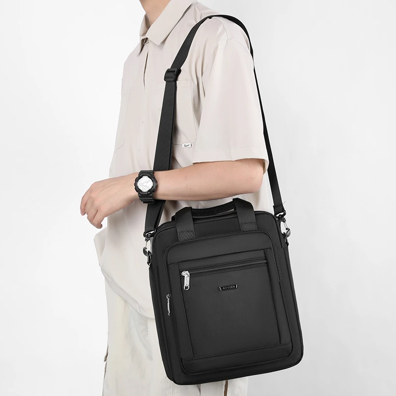 New Oxford Cloth Men's Shoulder Bag Casual Crossbody Business Handbag Large Capacity Commuter Bag Single Strap Zipper Closure
