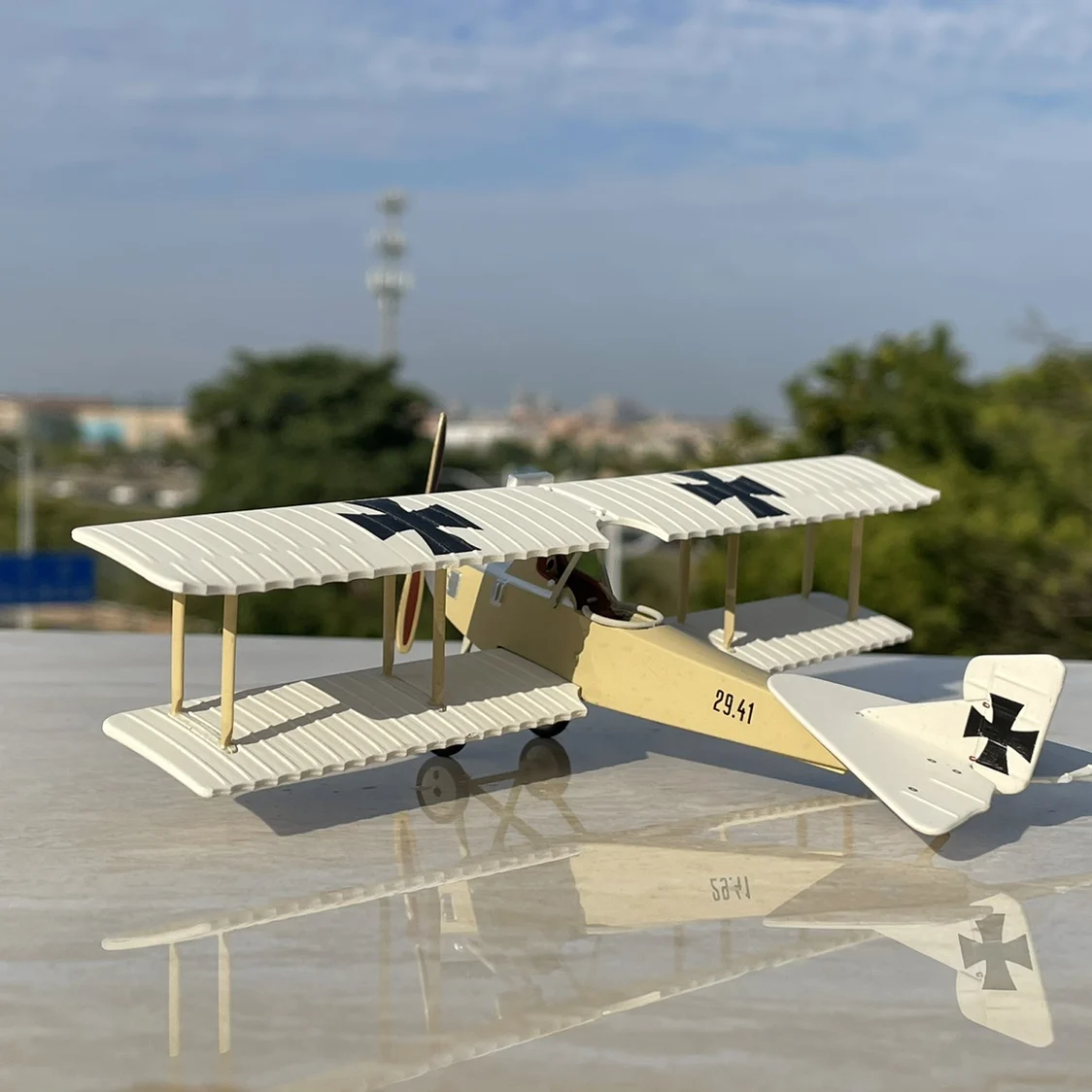 Diecast 1:72 Scale Reconnaissance Aircraft Military Aviation Model Collection Ornaments Display