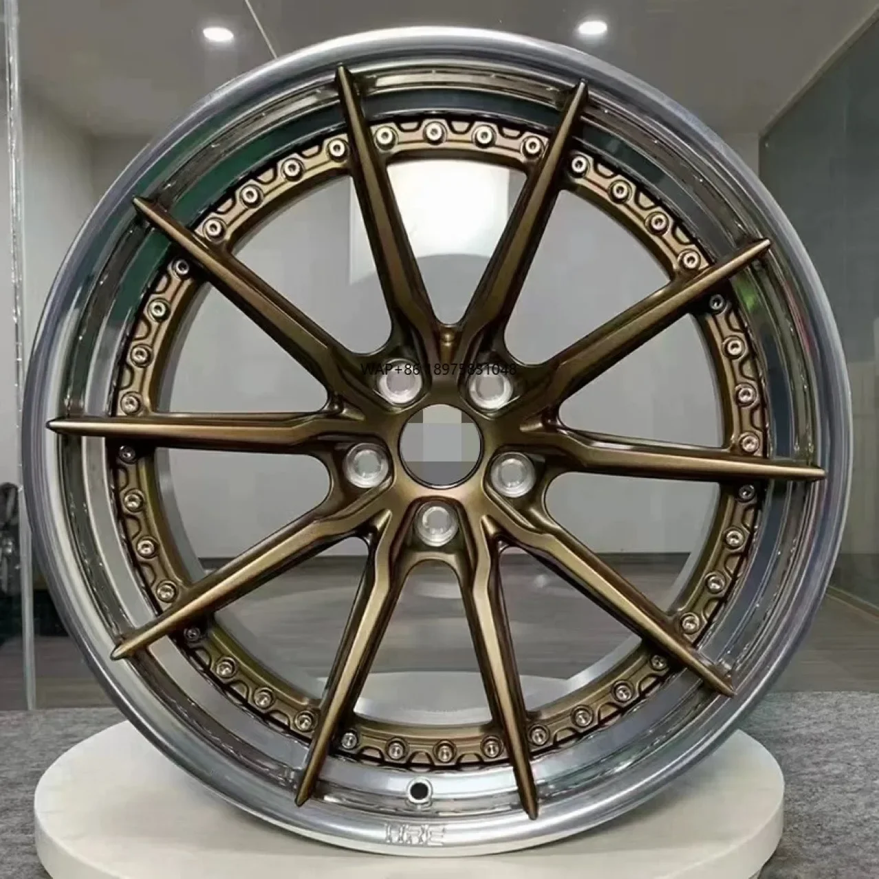 

Forged Alloy Chrome Finish Wheel for 17-20 Inch ET 20-40mm