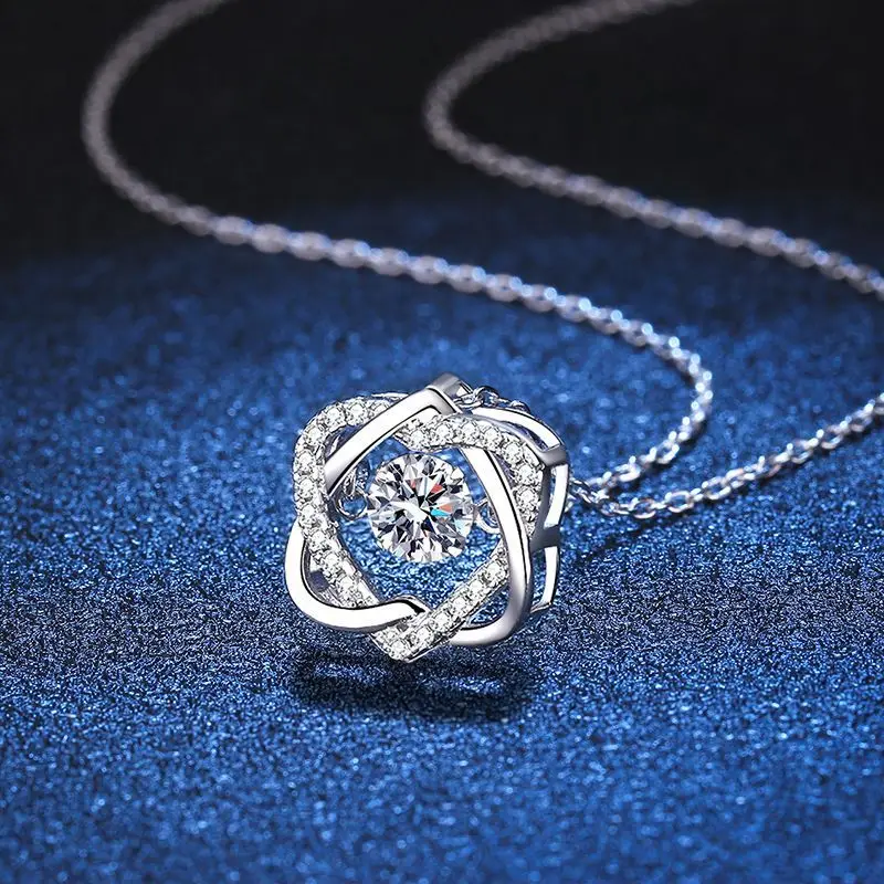 LioraGem Platinum PT950 0.5-Carat Moissanite Hexagram Pendant, A Fashionable, Pulsating Heart Moissanite Collar Necklace