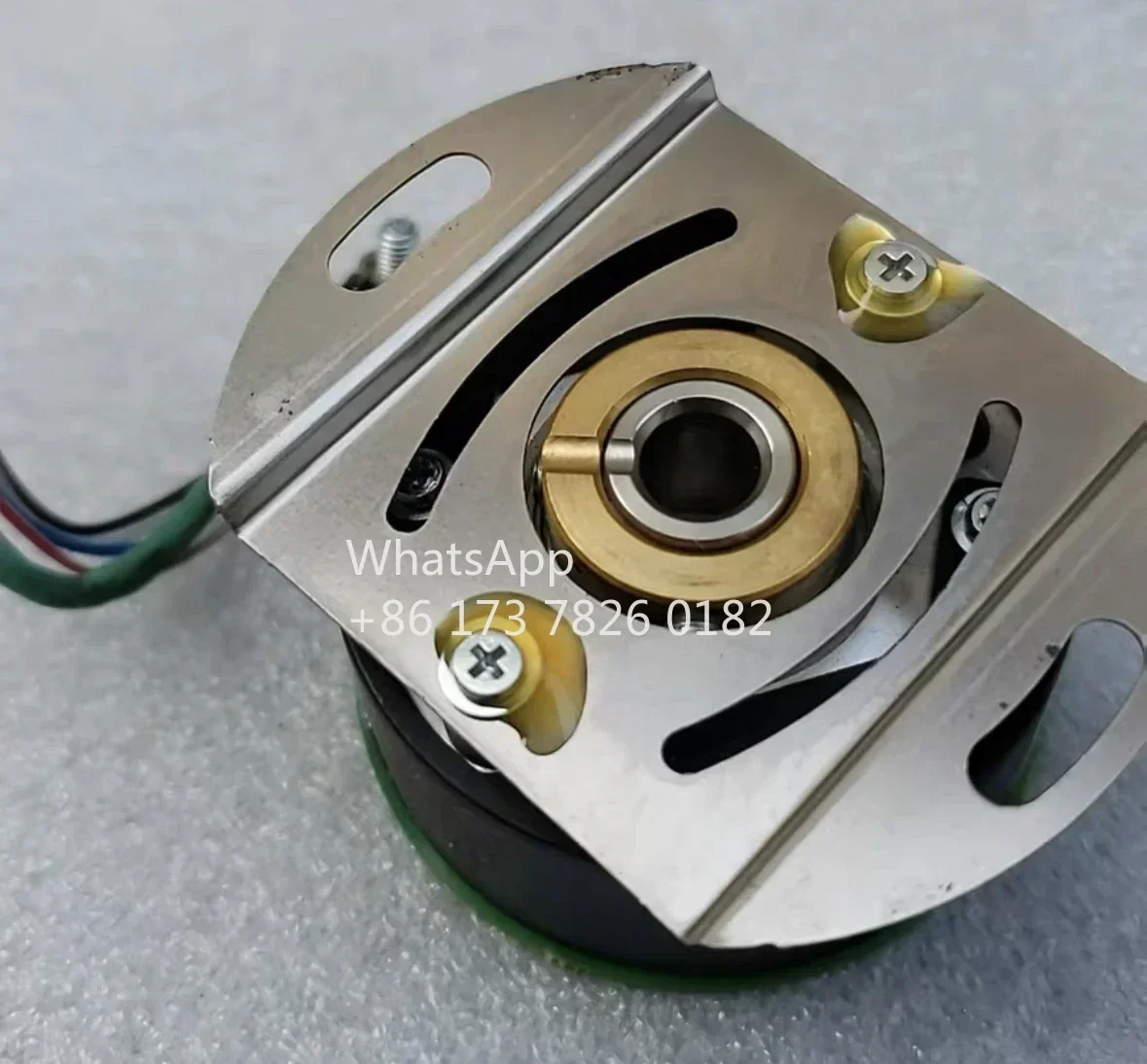 NH4-17LS65CZT б/у энкодер серводвигателя, в наличии, протестирован, нормально, функция