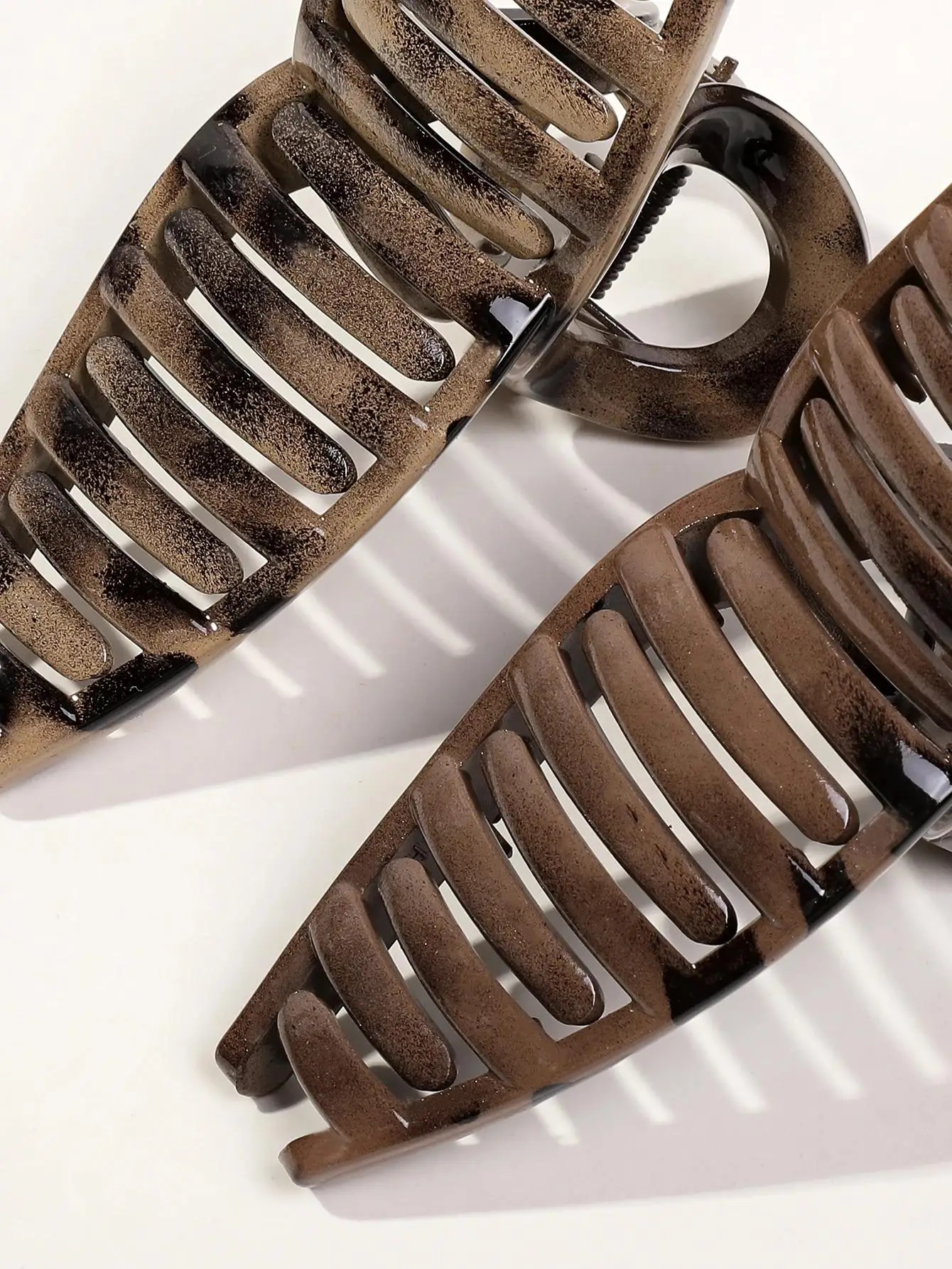 4 Stück 5,1 Zoll Herbst Winter Leopardenmuster glänzend überkreuzt große Haarklammern braun rutschfeste Haar-Accessoires für Frauen Mädchen – Detail 5
