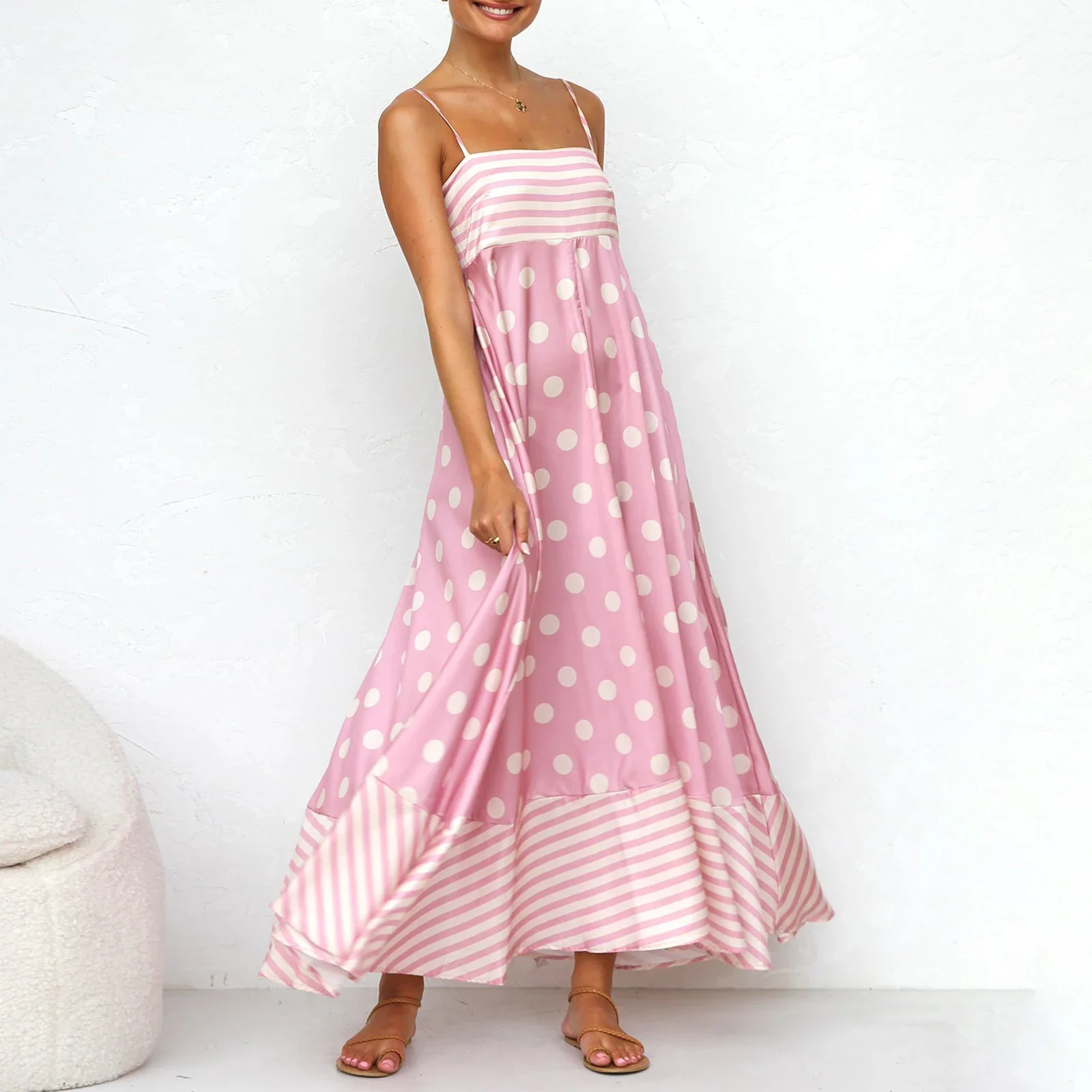 

Женское длинное платье-сарафан с цветочным принтом, на тонких бретелях, с открытой спиной, летнее, элегантное, для отпуска