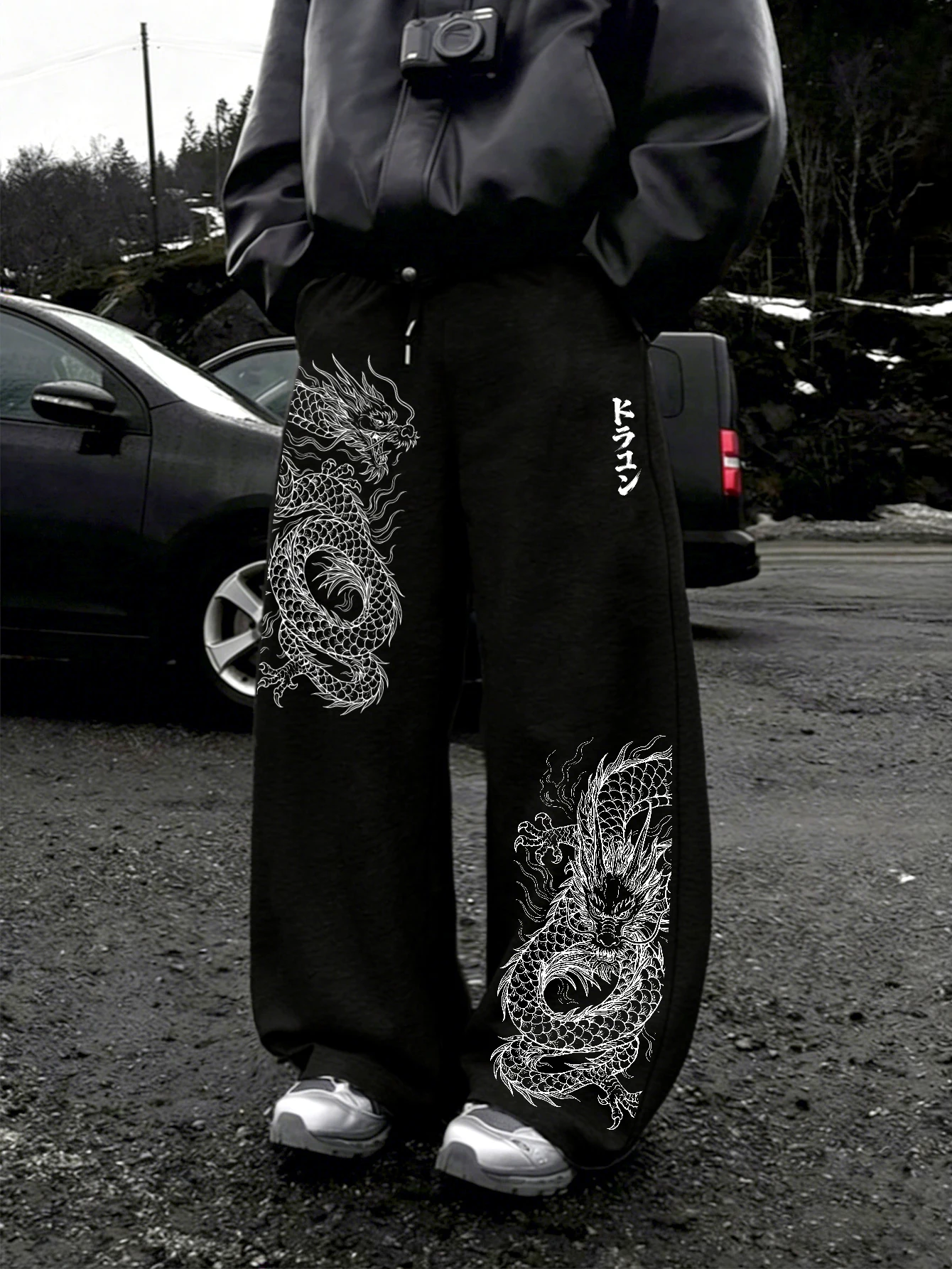 Men Y2K Harajuku Baggy Sweatpants, Dual Oriental White Dragon Totem & Japanese Katakana 