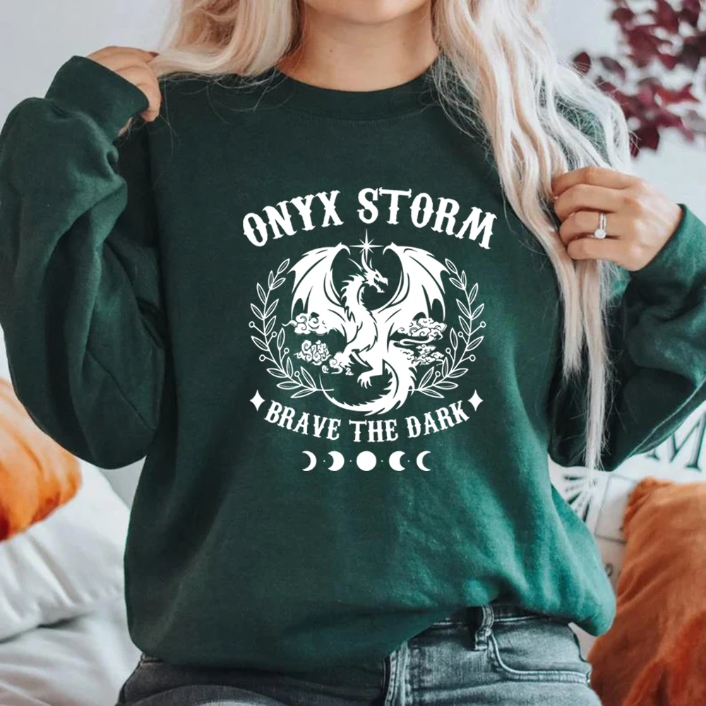 

Onyx Storm Sweatshirt Fourth Wing Basgiath War College Sweatshirt Unisex Long Sleeve Sweatshirts Crewneck Vintage Pullover Tops