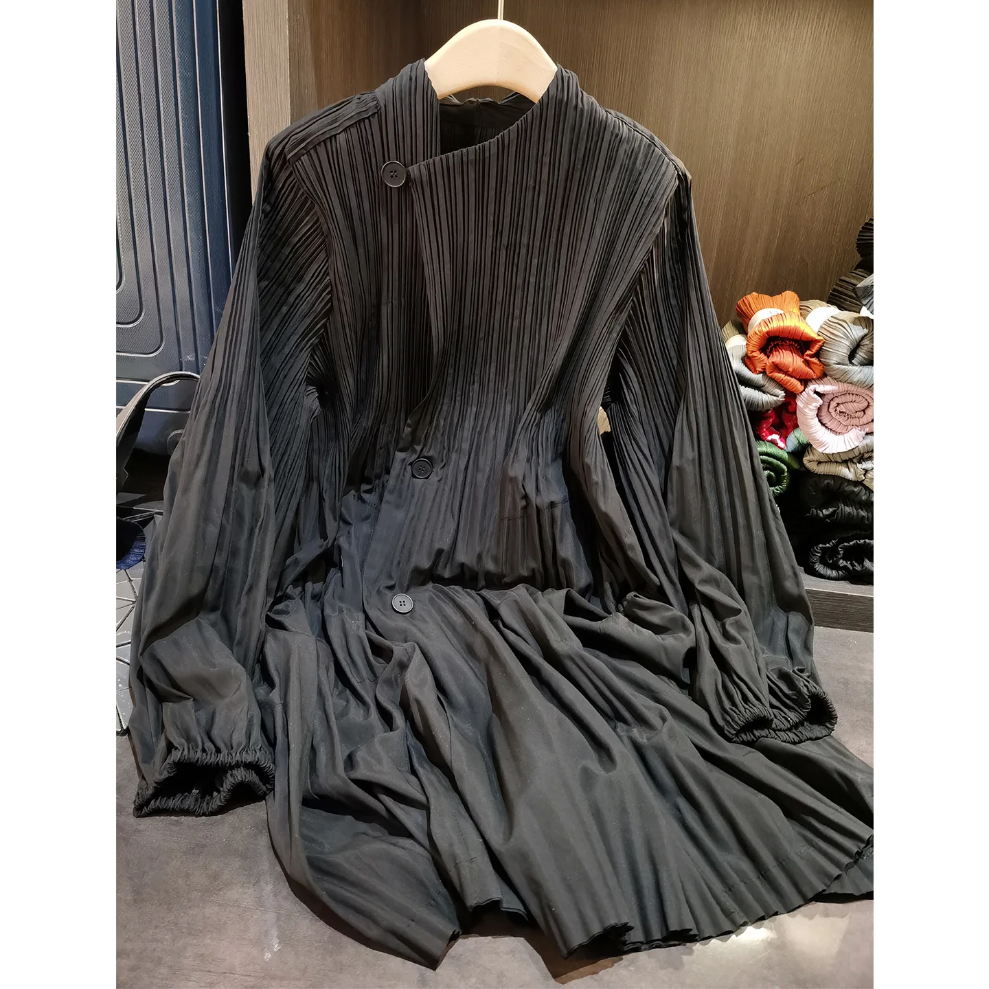 مياكي مطوي جديد 2026 معطف ياباني متوسط الطول متعدد الاستخدامات بسيط غير رسمي فضفاض واحد الصدر مطوي سترة الإناث