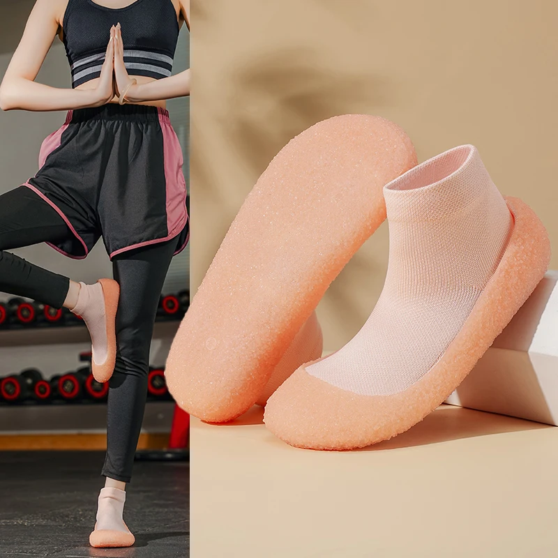 Indoor Sports Shoes Gymnasium Ultra-Light Silent Anti-Slip Shock Absorption Soft Bottom Men's Women's Running Flat Shoes Women