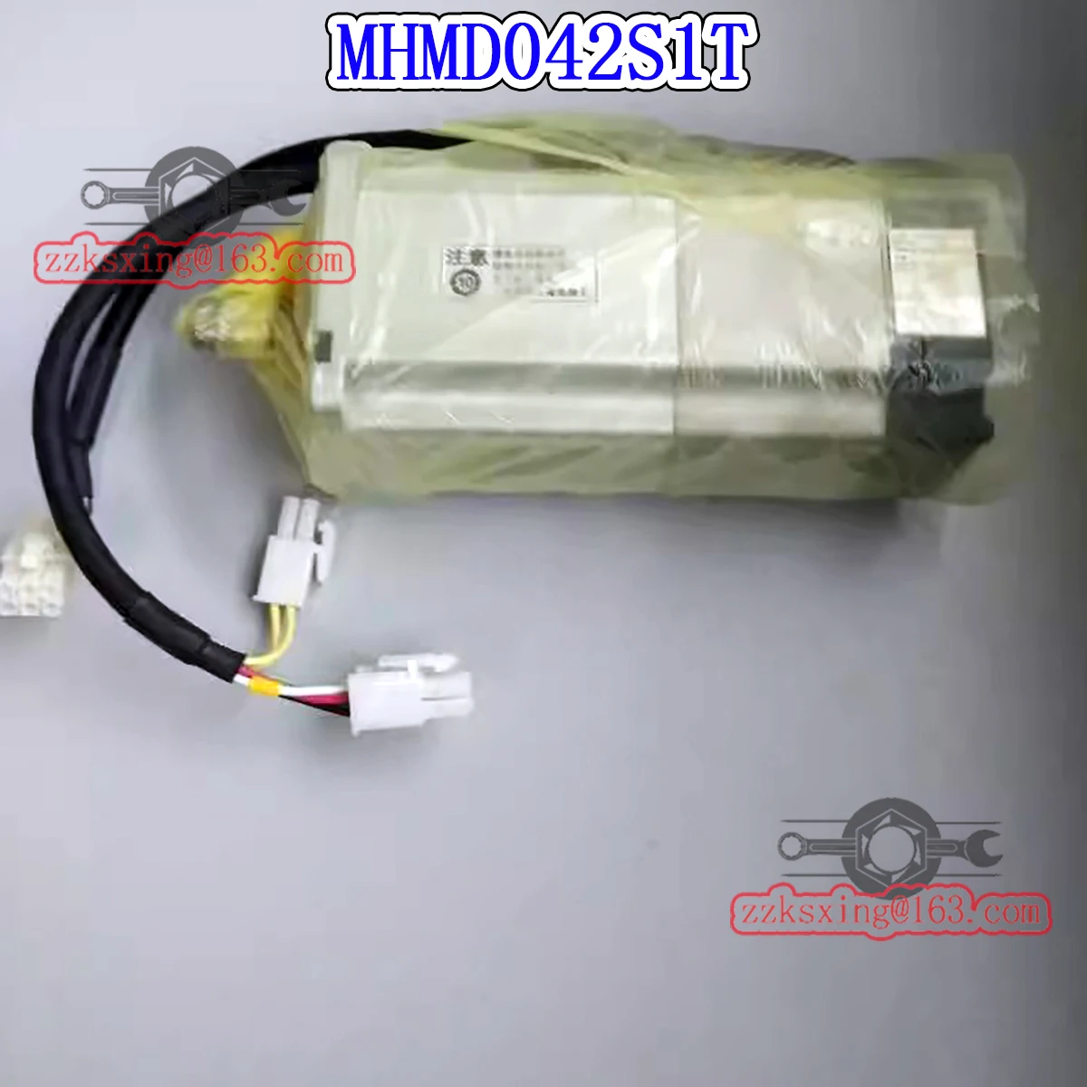العلامة التجارية الجديدة MHMD042S1T الأصلية في صندوق محرك سيرفو يعمل بالتيار المتردد التسليم السريع